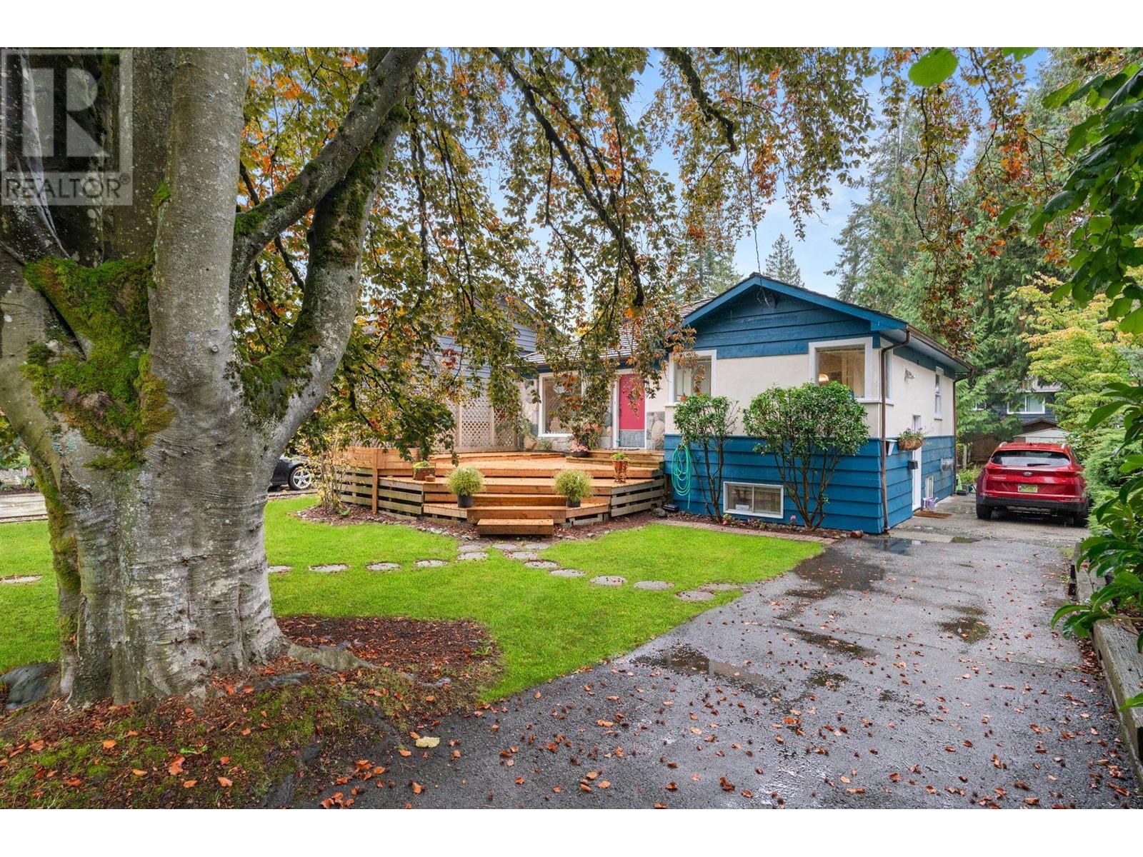 1129 W 24 Street, North Vancouver, British Columbia  V7P 2J1 - Photo 2 - R2948628