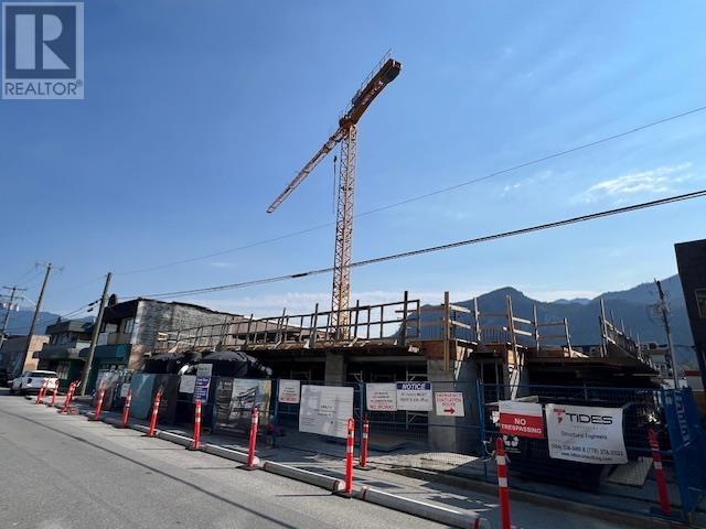 Cru2 38044 Second Avenue, Squamish, British Columbia  V8B 0C3 - Photo 3 - C8064891