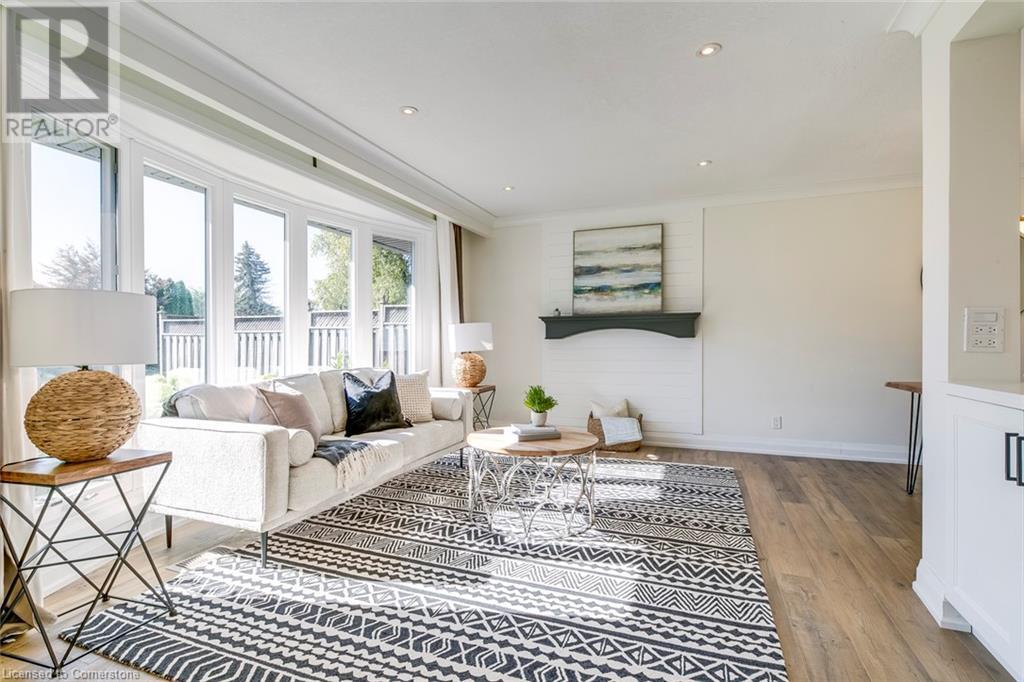 33 Sewell Drive, Oakville, Ontario L6H 1C6 - Photo 6 - 40683207