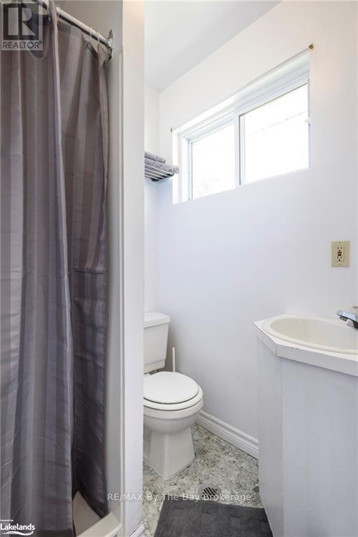 169 Mosley Street, Wasaga Beach, Ontario  L9Z 2K1 - Photo 15 - S10899628
