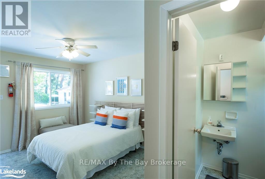 169 Mosley Street, Wasaga Beach, Ontario  L9Z 2K1 - Photo 21 - S10899628
