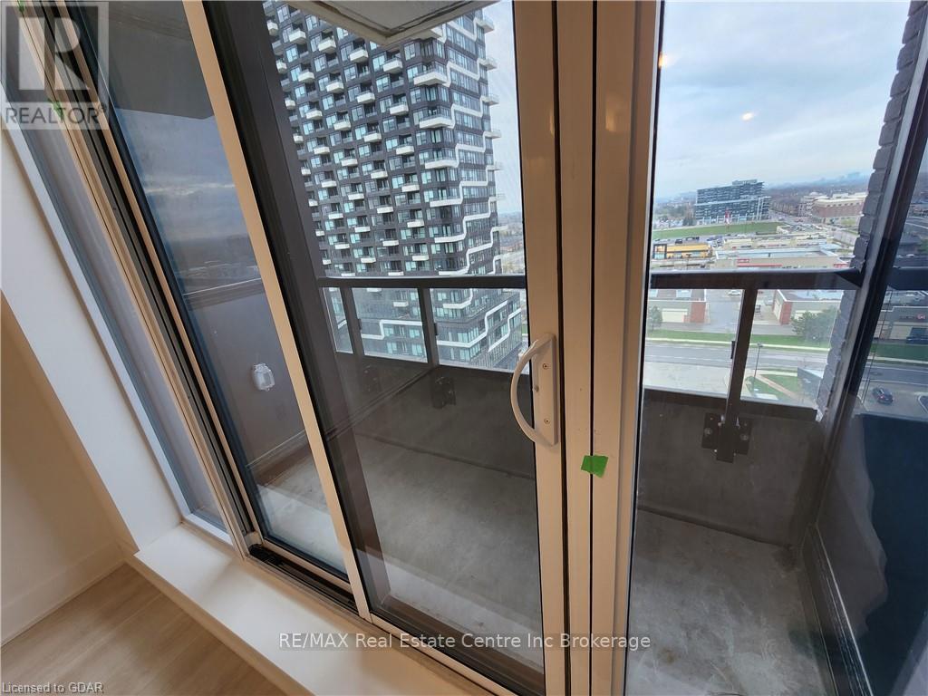 1122 - 2485 Taunton Road, Oakville, Ontario  L6H 3R9 - Photo 7 - W11879707