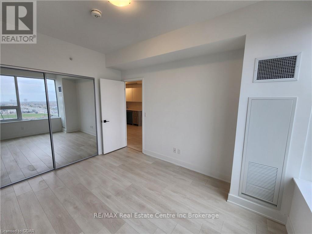 1122 - 2485 Taunton Road, Oakville, Ontario  L6H 3R9 - Photo 8 - W11879707