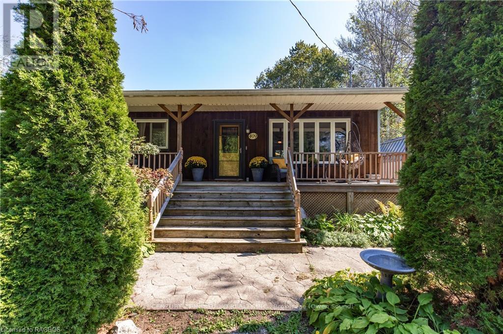 409 MCNAUGHTON STREET, south bruce peninsula, Ontario
