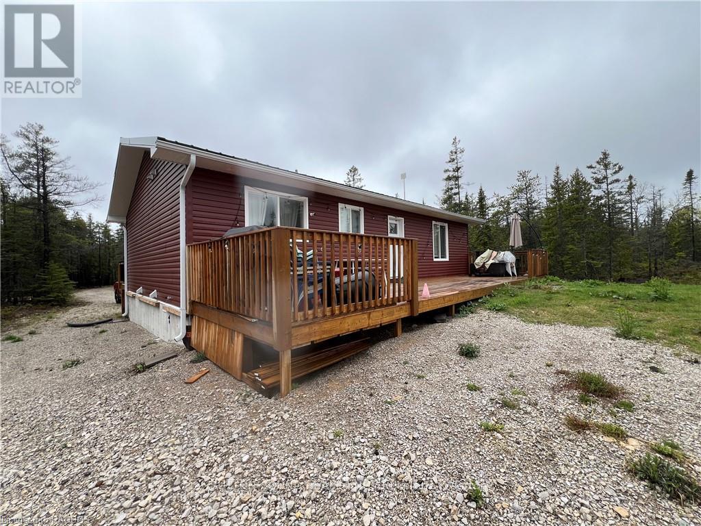 587 Dorcas Bay Road, Northern Bruce Peninsula, Ontario  N0H 2R0 - Photo 21 - X10845967