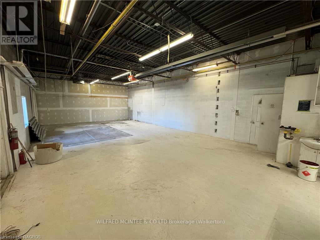 130 Kincardine, Brockton, Ontario  N0G 2V0 - Photo 10 - X10845973