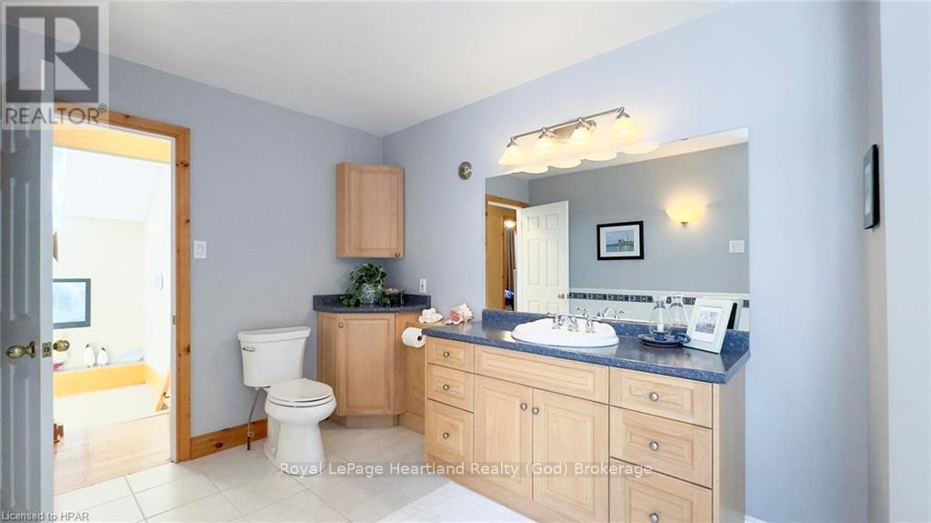 74397 Cardinal Court, Bluewater, Ontario  N0M 1G0 - Photo 25 - X10780049