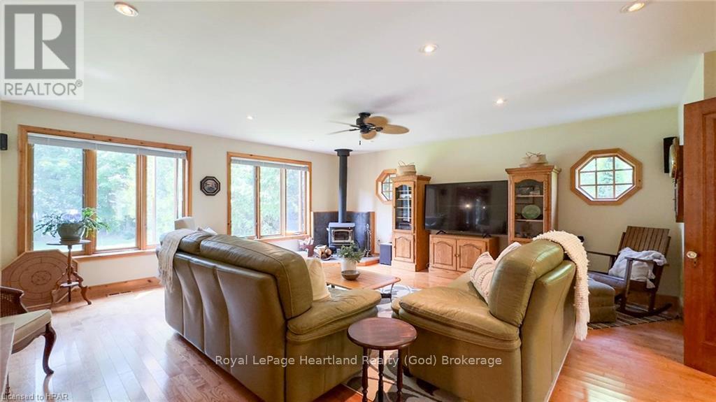 74397 Cardinal Court, Bluewater, Ontario  N0M 1G0 - Photo 5 - X10780049