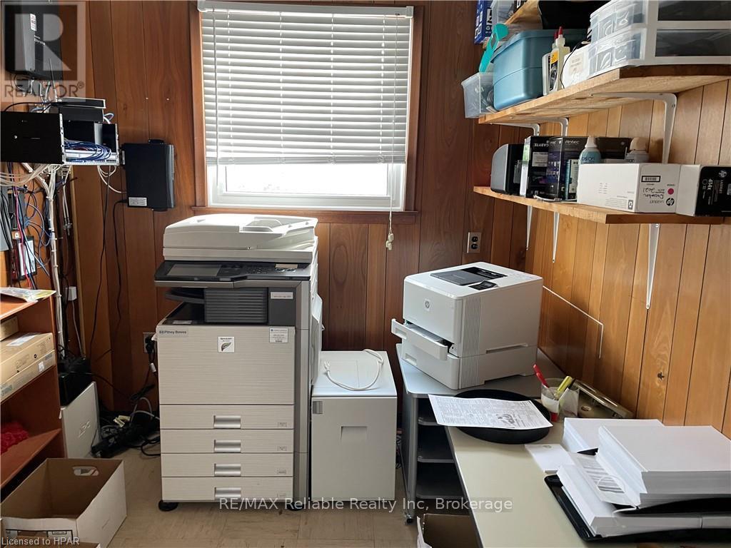 437 Turnberry Street, Huron East, Ontario  N0G 1H0 - Photo 8 - X10781968