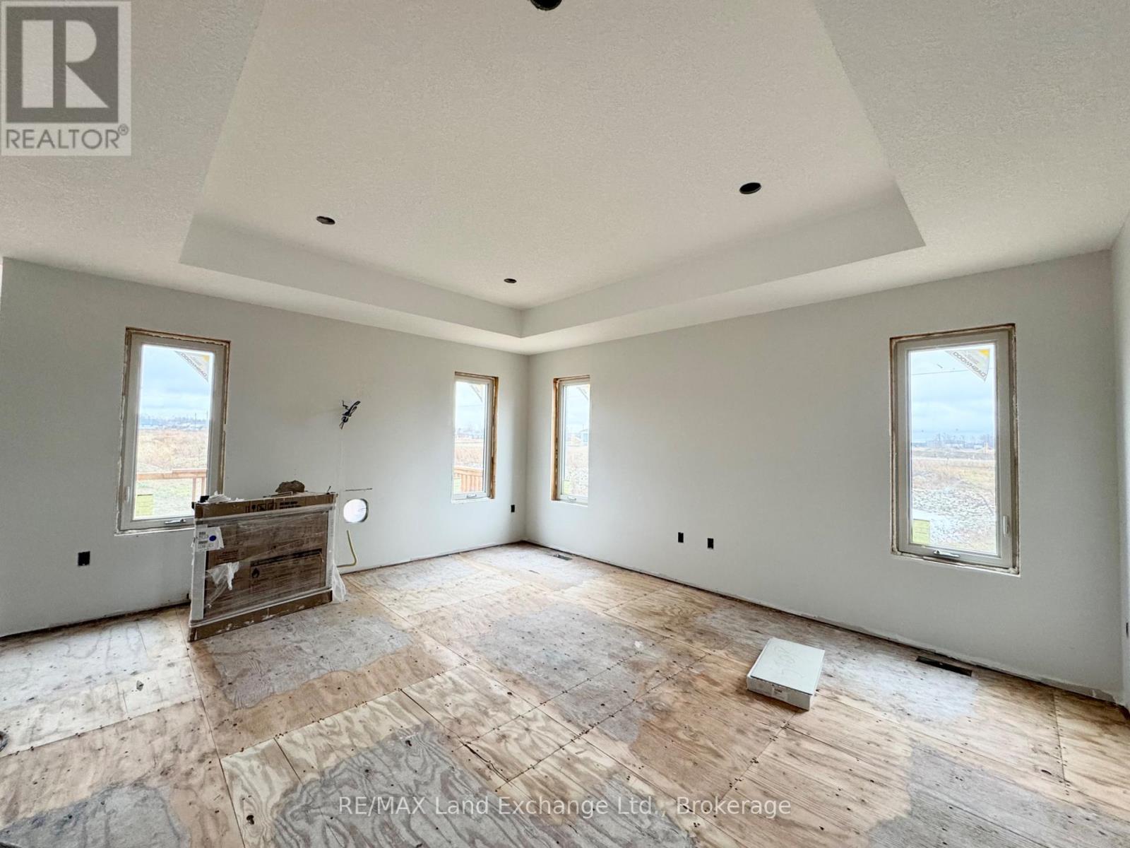 347 Ridge Street, Saugeen Shores, Ontario  N0H 2C3 - Photo 4 - X10846073