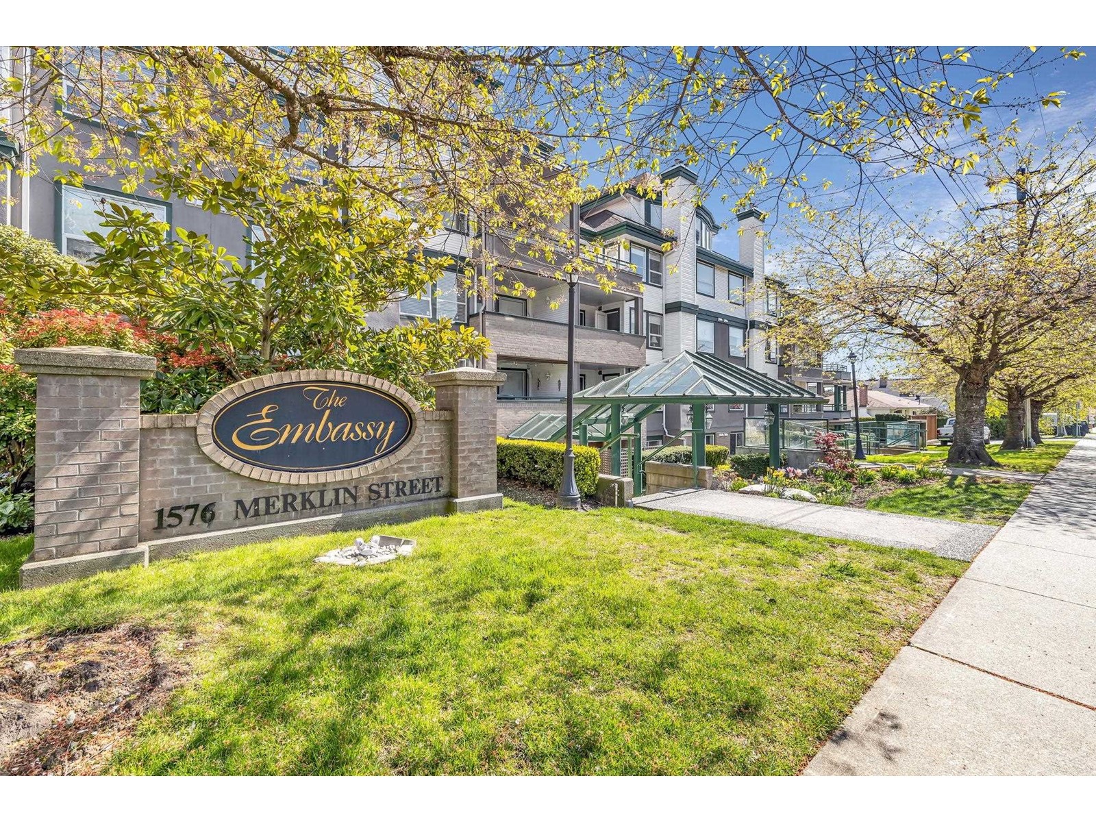 413 1576 MERKLIN STREET, White Rock, British Columbia