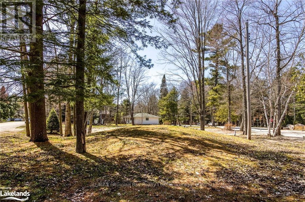 121 Green Point Road, Tiny, Ontario  L9M 0M7 - Photo 4 - S11868975