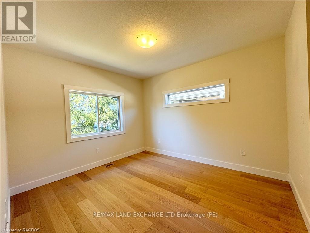 11 Nyah Court, Kincardine, Ontario  N0G 2T0 - Photo 7 - X10846012