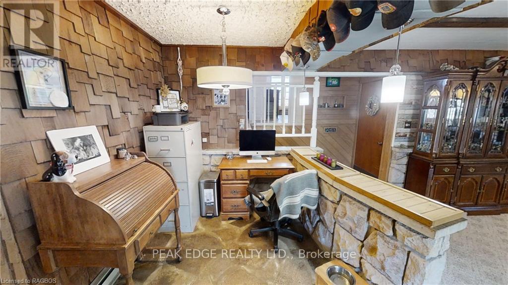 313199 Highway 6, West Grey, Ontario  N0G 1R0 - Photo 28 - X10846044