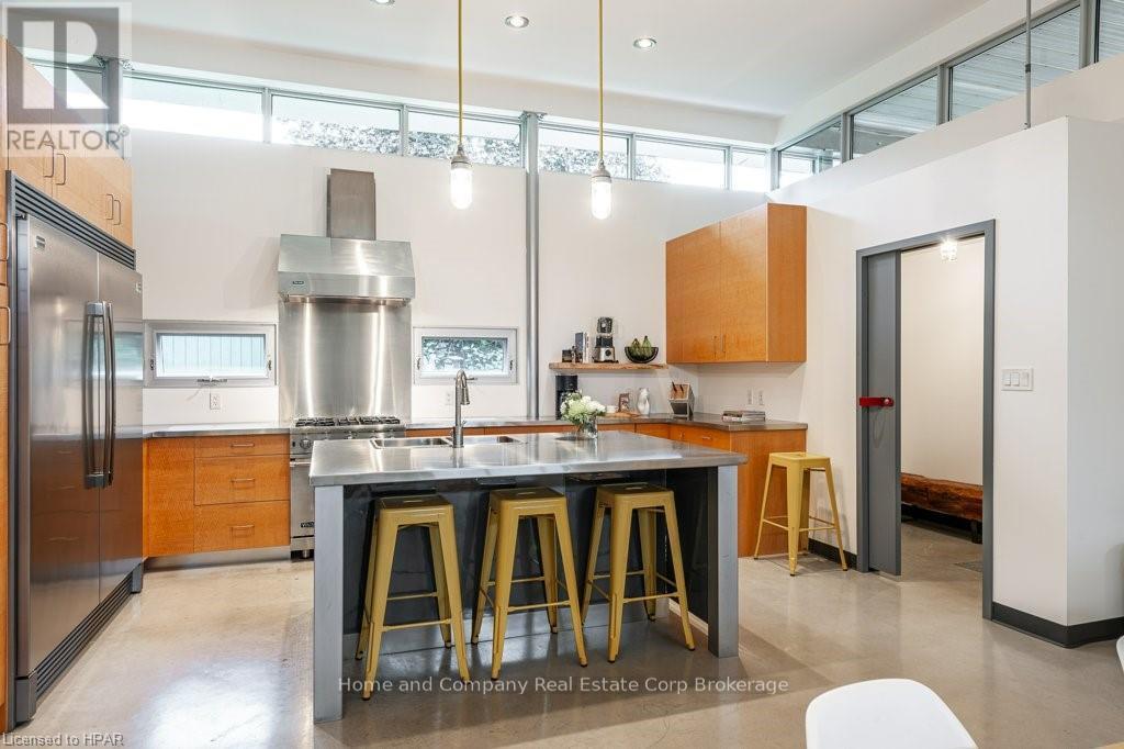 111 Huron Road, Perth South, Ontario  N0K 1X0 - Photo 11 - X10781079