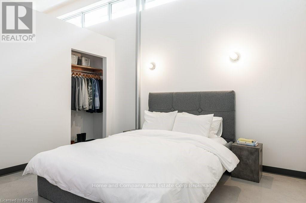 111 Huron Road, Perth South, Ontario  N0K 1X0 - Photo 21 - X10781079