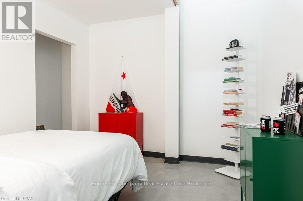 111 Huron Road, Perth South, Ontario  N0K 1X0 - Photo 22 - X10781079