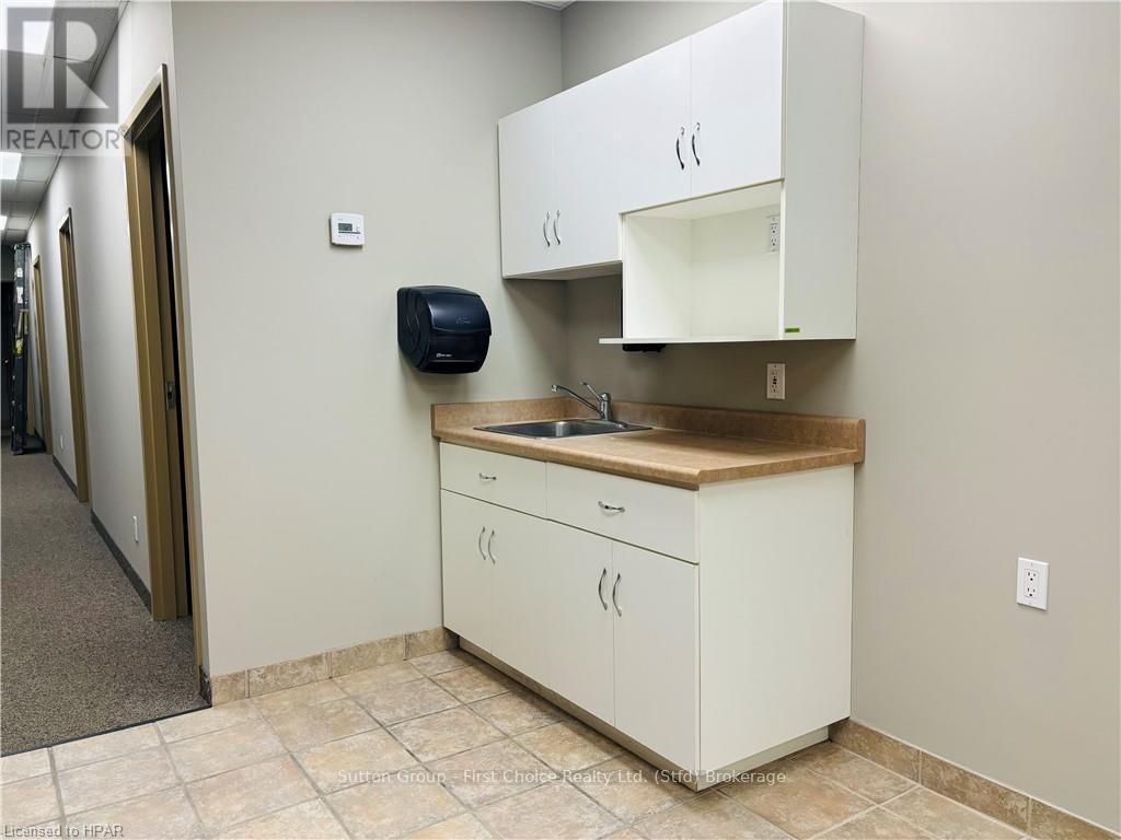 154 Downie Street, Stratford, Ontario  N5A 1X2 - Photo 15 - X10781670