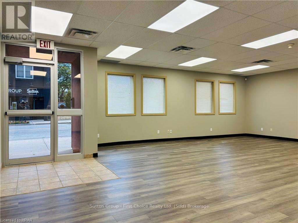 154 Downie Street, Stratford, Ontario  N5A 1X2 - Photo 2 - X10781670