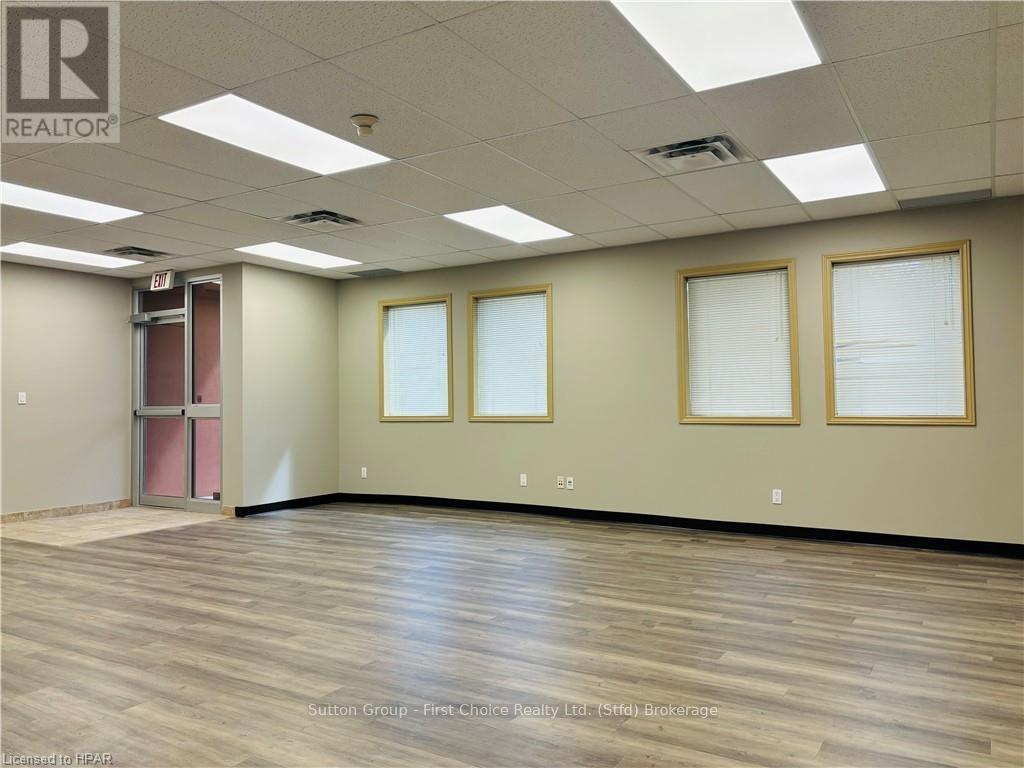 154 Downie Street, Stratford, Ontario  N5A 1X2 - Photo 3 - X10781670