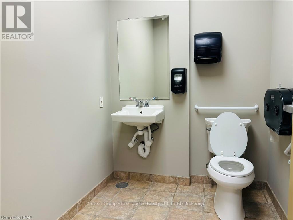 154 Downie Street, Stratford, Ontario  N5A 1X2 - Photo 9 - X10781670