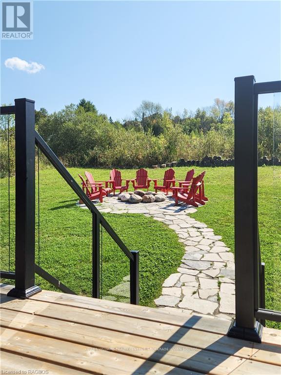 138 Sunset Boulevard, Georgian Bluffs, Ontario  N0H 2T0 - Photo 12 - X10846249