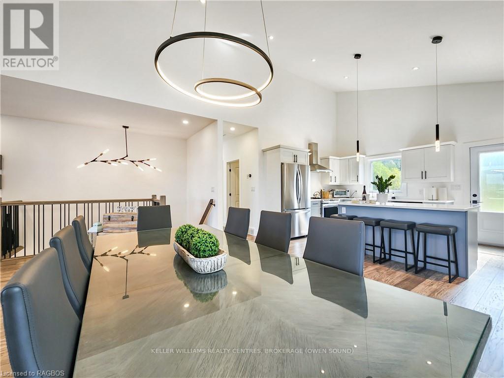 138 Sunset Boulevard, Georgian Bluffs, Ontario  N0H 2T0 - Photo 15 - X10846249