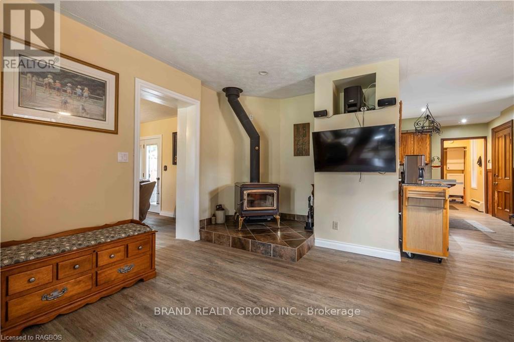 164 Queen Street N, West Grey, Ontario  N0G 1R0 - Photo 13 - X10846323