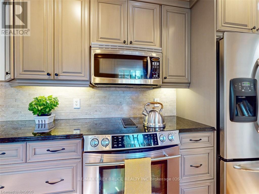 245 2nd W, Owen Sound, Ontario  N4K 6X2 - Photo 13 - X10846334