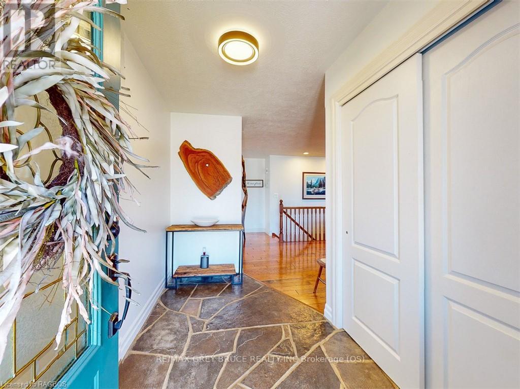 245 2nd W, Owen Sound, Ontario  N4K 6X2 - Photo 7 - X10846334