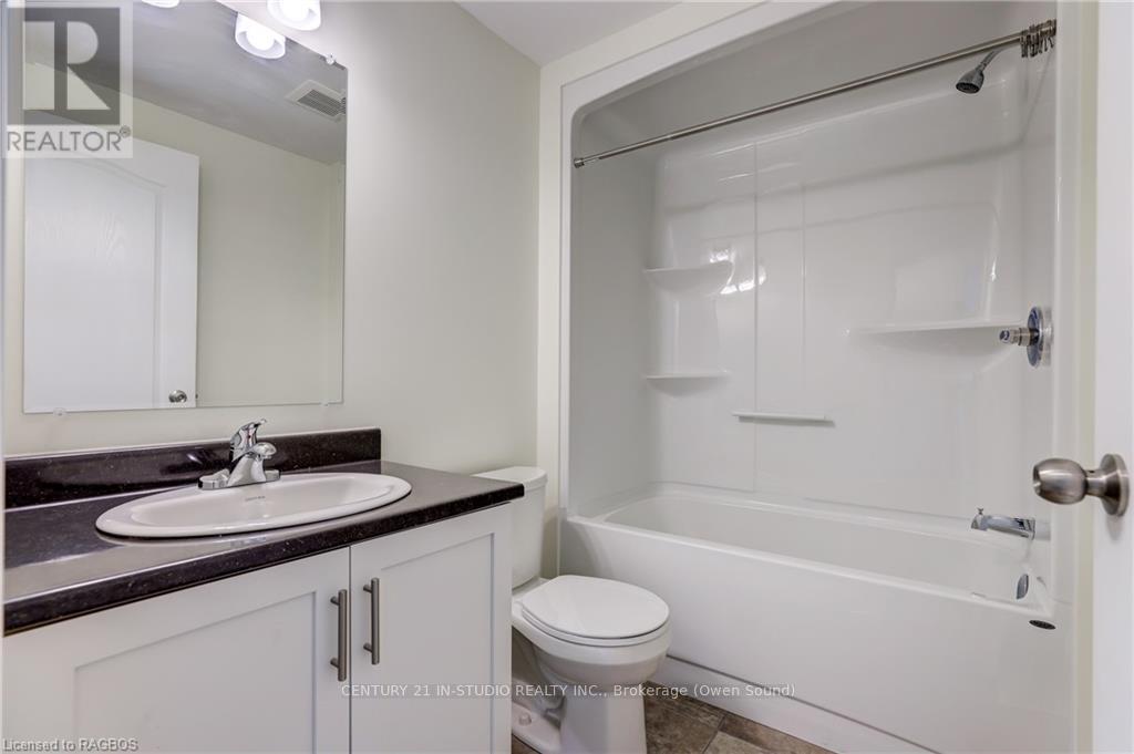 66 Sussex Square, Georgian Bluffs, Ontario  N0H 1G0 - Photo 20 - X10846404
