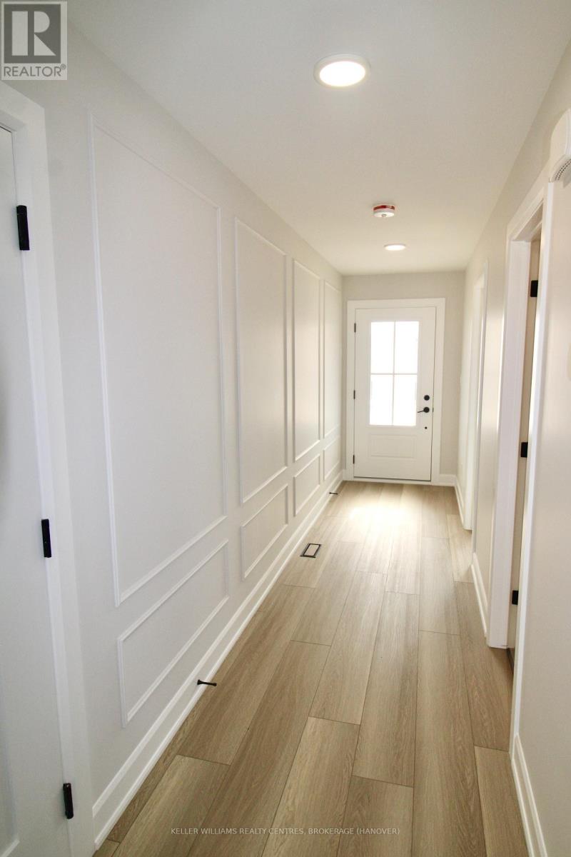 853 22nd Avenue A, Hanover, Ontario  N4N 0C5 - Photo 2 - X10846424