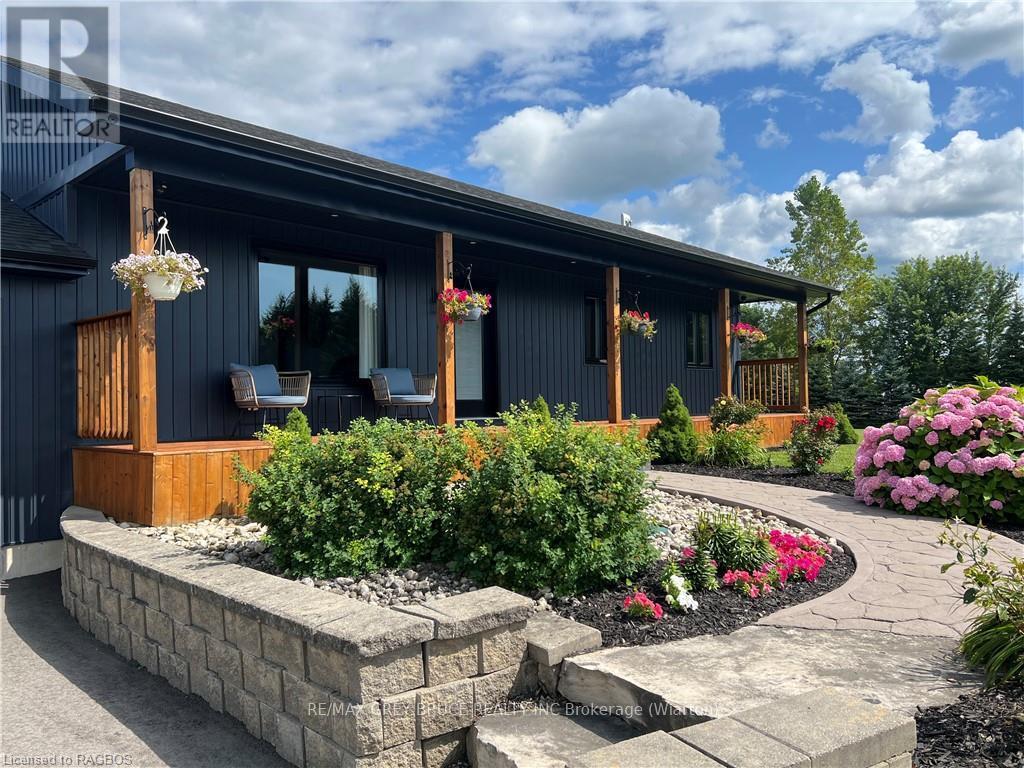 116 Patterson Parkway, Georgian Bluffs, Ontario  N0H 2T0 - Photo 2 - X10846444