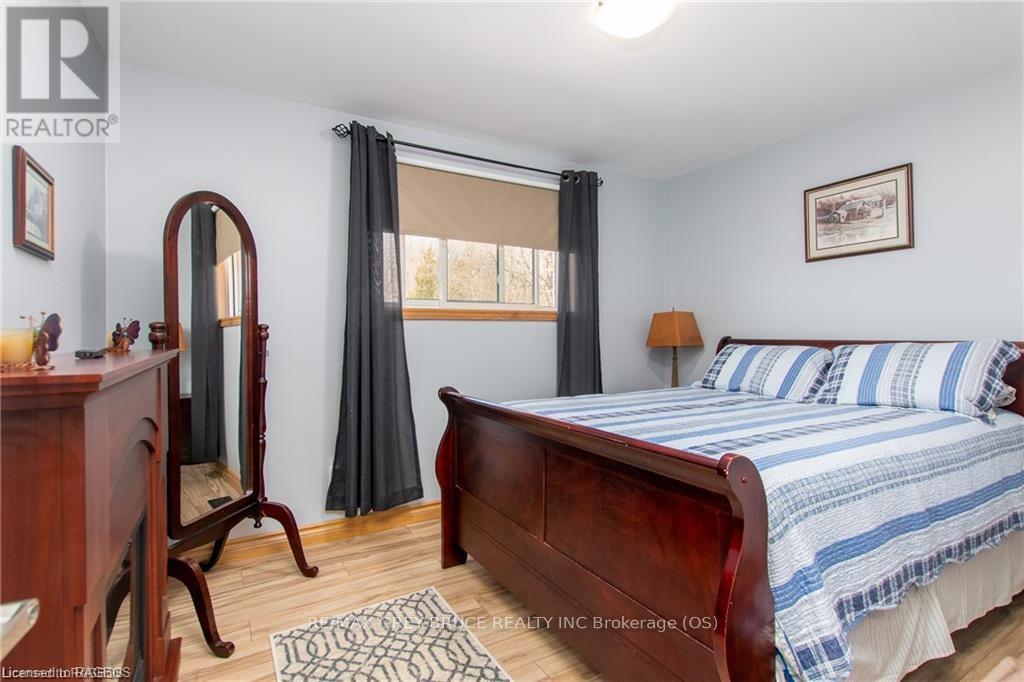 362511 Lindenwood Road, Georgian Bluffs, Ontario  N0H 2T0 - Photo 19 - X10846513