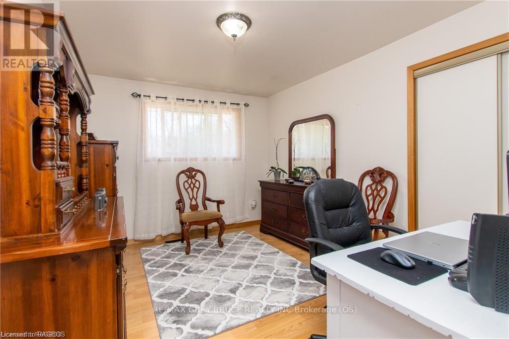 362511 Lindenwood Road, Georgian Bluffs, Ontario  N0H 2T0 - Photo 20 - X10846513