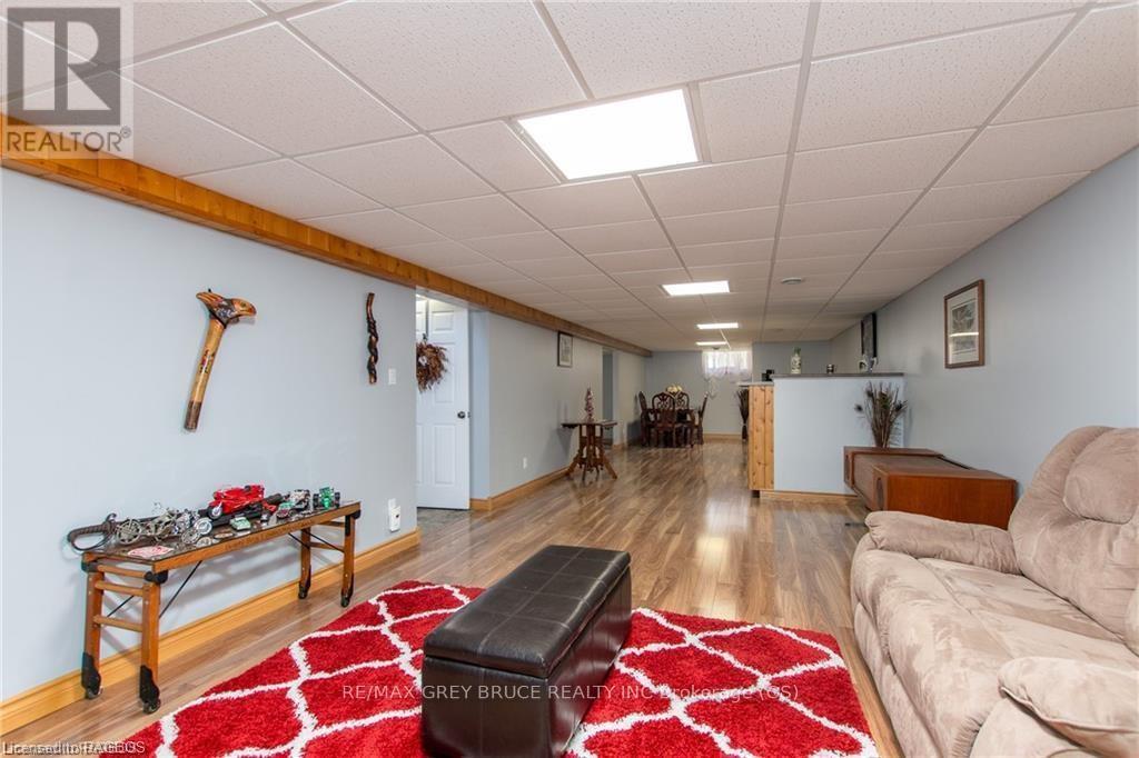 362511 Lindenwood Road, Georgian Bluffs, Ontario  N0H 2T0 - Photo 24 - X10846513