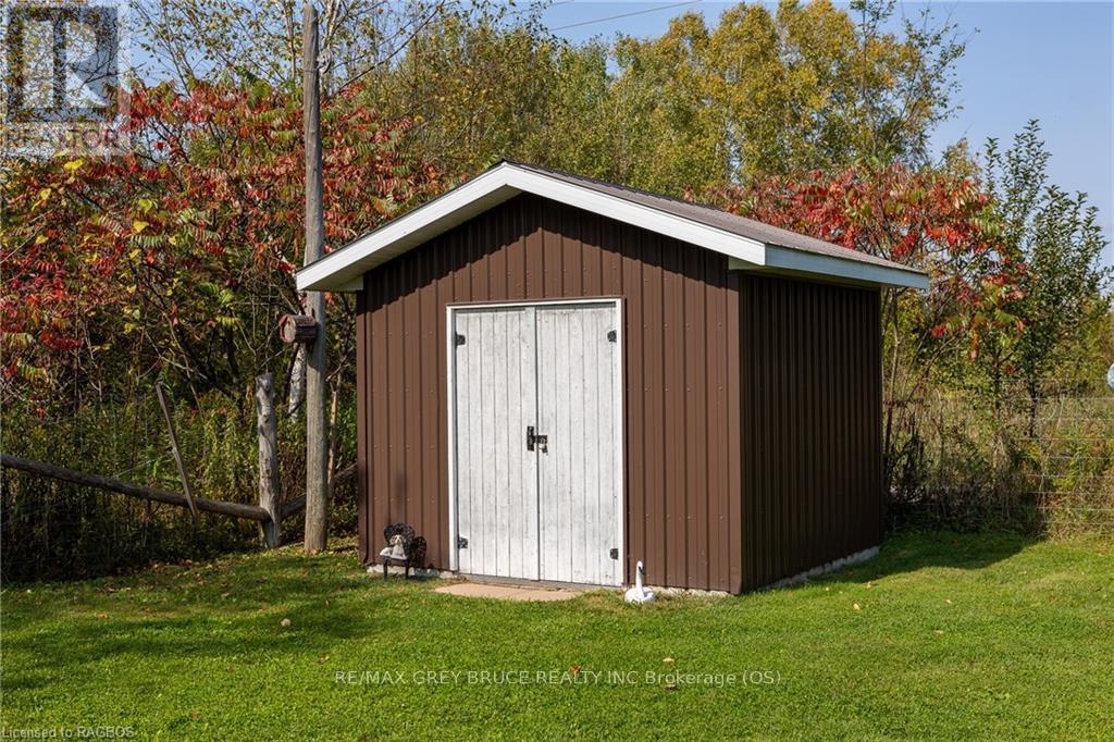 362511 Lindenwood Road, Georgian Bluffs, Ontario  N0H 2T0 - Photo 31 - X10846513