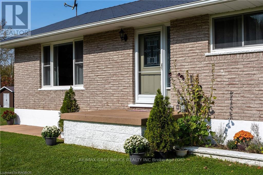 362511 Lindenwood Road, Georgian Bluffs, Ontario  N0H 2T0 - Photo 40 - X10846513