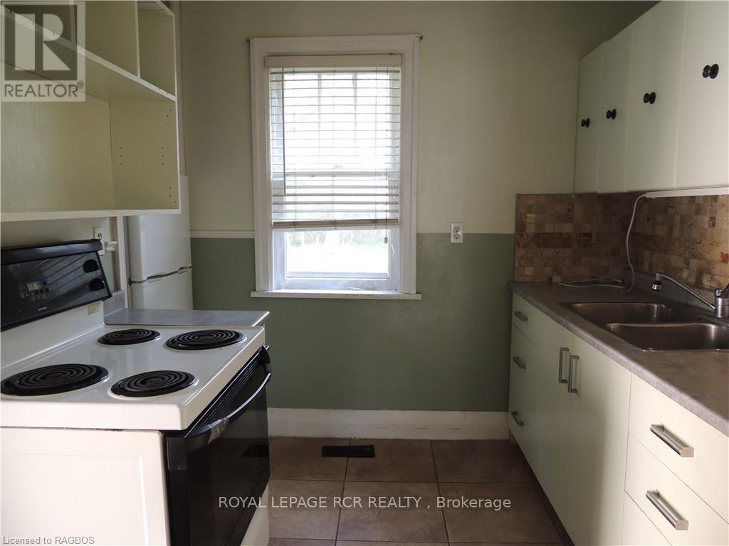 151 Countess Street N, West Grey, Ontario  N0G 1R0 - Photo 10 - X10846515