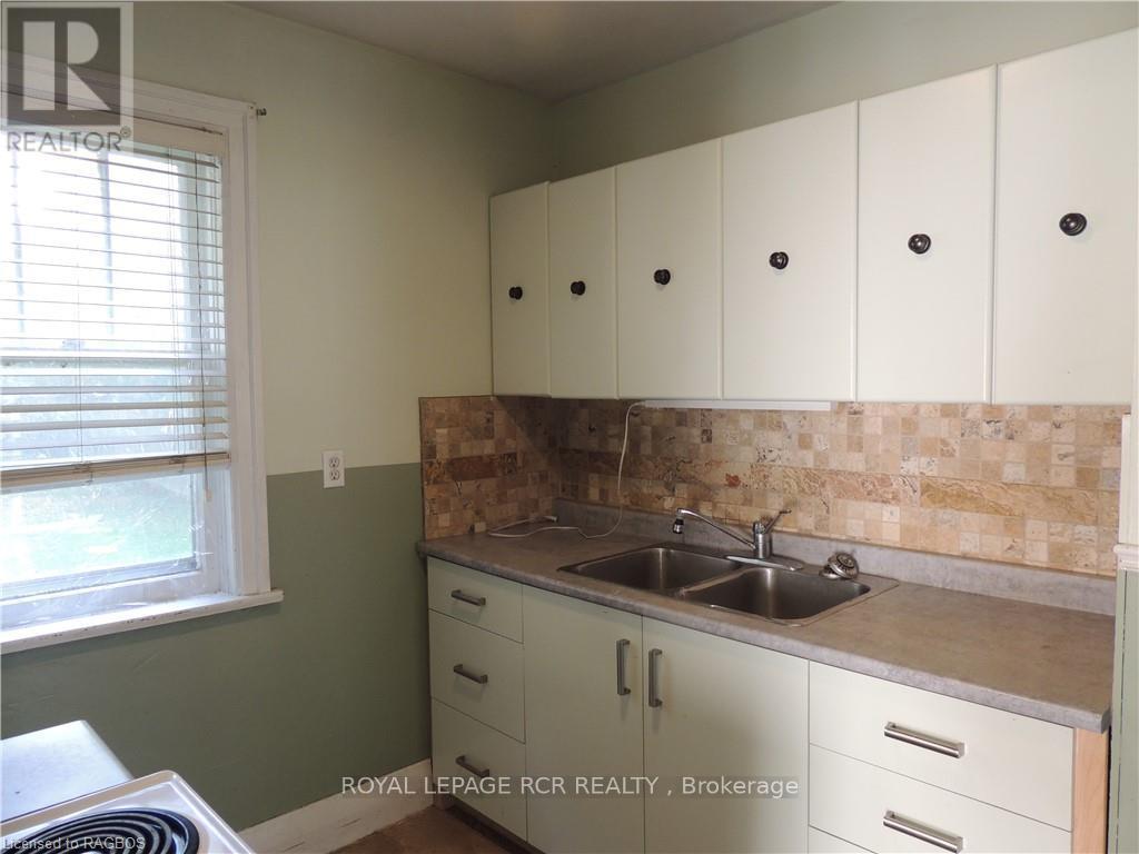 151 Countess Street N, West Grey, Ontario  N0G 1R0 - Photo 12 - X10846515