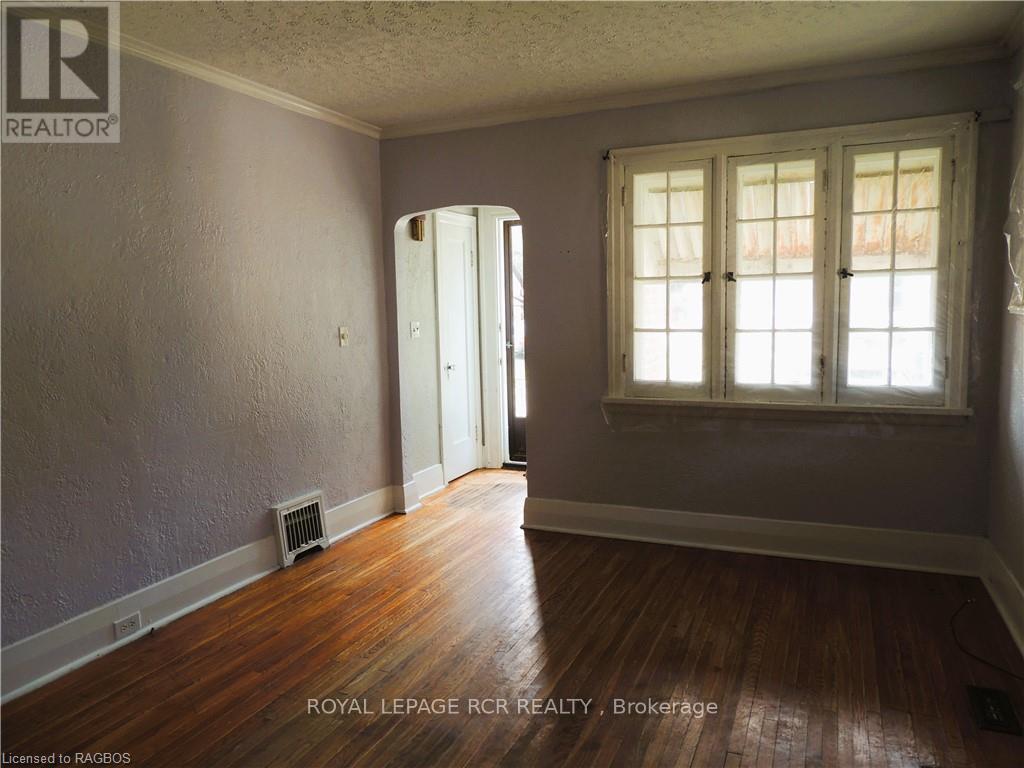 151 Countess Street N, West Grey, Ontario  N0G 1R0 - Photo 9 - X10846515