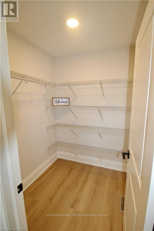 694 17th St Crescent, Hanover, Ontario  N4N 3M3 - Photo 15 - X10846678