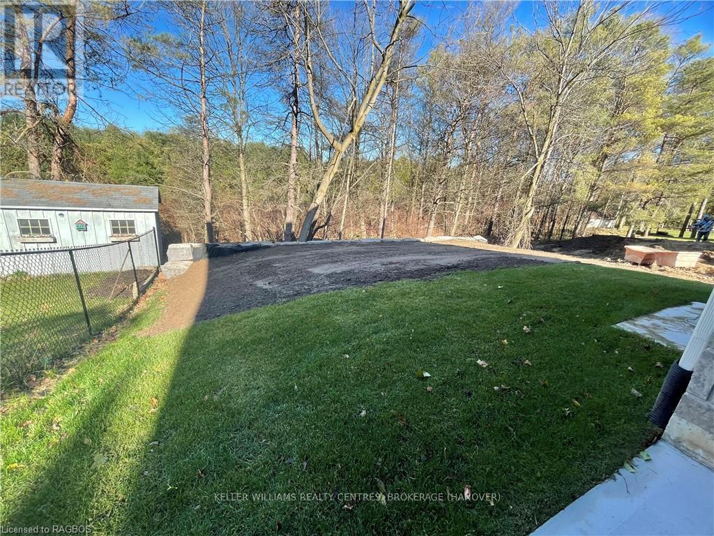 694 17th St Crescent, Hanover, Ontario  N4N 3M3 - Photo 3 - X10846678