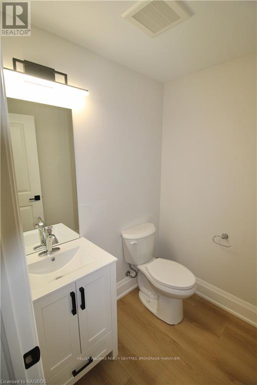 694 17th St Crescent, Hanover, Ontario  N4N 3M3 - Photo 38 - X10846678