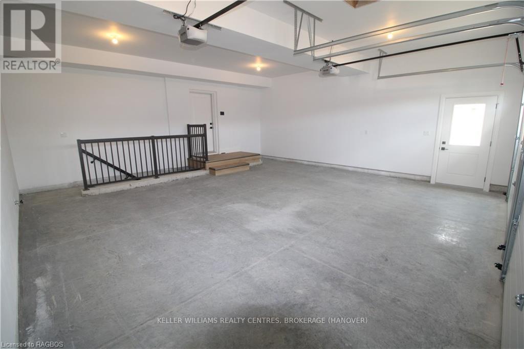 694 17th St Crescent, Hanover, Ontario  N4N 3M3 - Photo 40 - X10846678