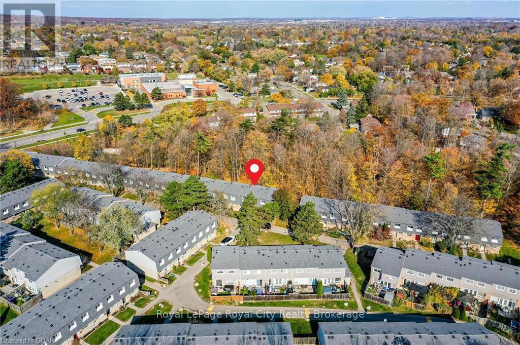 165 - 2050 Upper Middle Road, Burlington, Ontario  L7P 3R9 - Photo 2 - W11879716