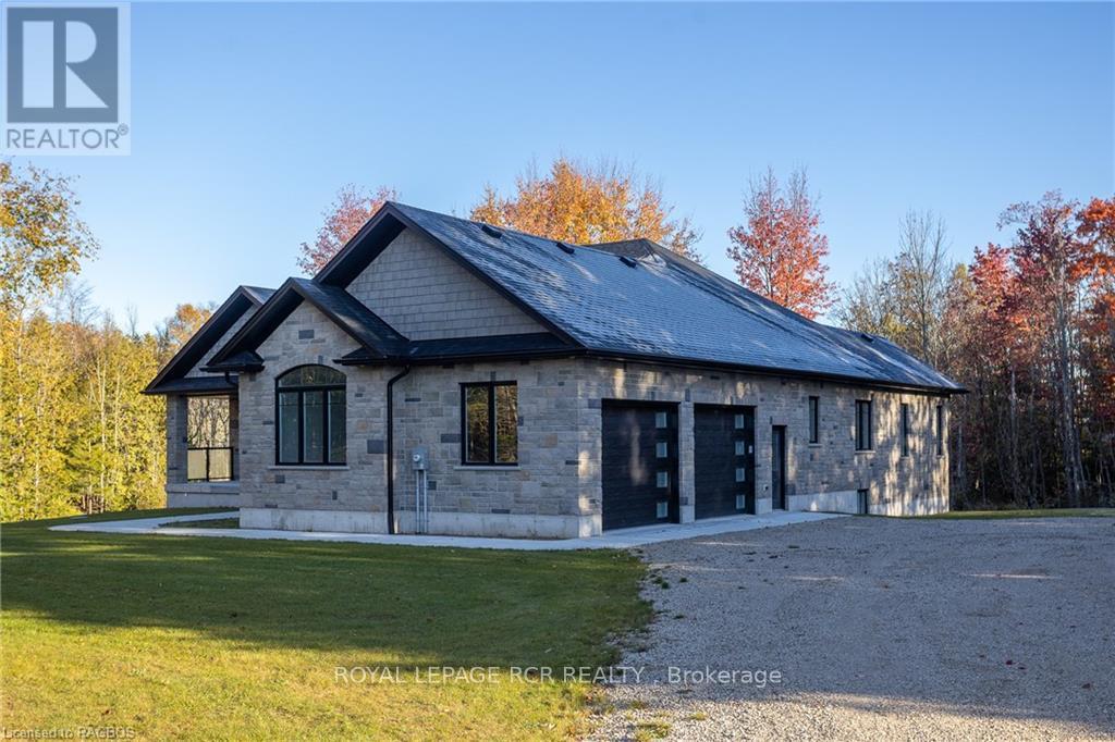 135 Louise Creek Crescent, West Grey, Ontario  N0G 1S0 - Photo 2 - X10846725