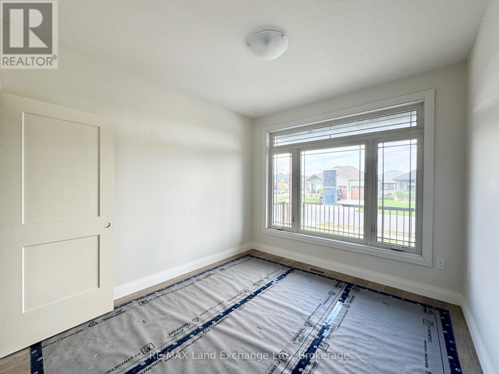 155 Westlinks Drive, Saugeen Shores, Ontario  N0H 2C3 - Photo 2 - X10846783