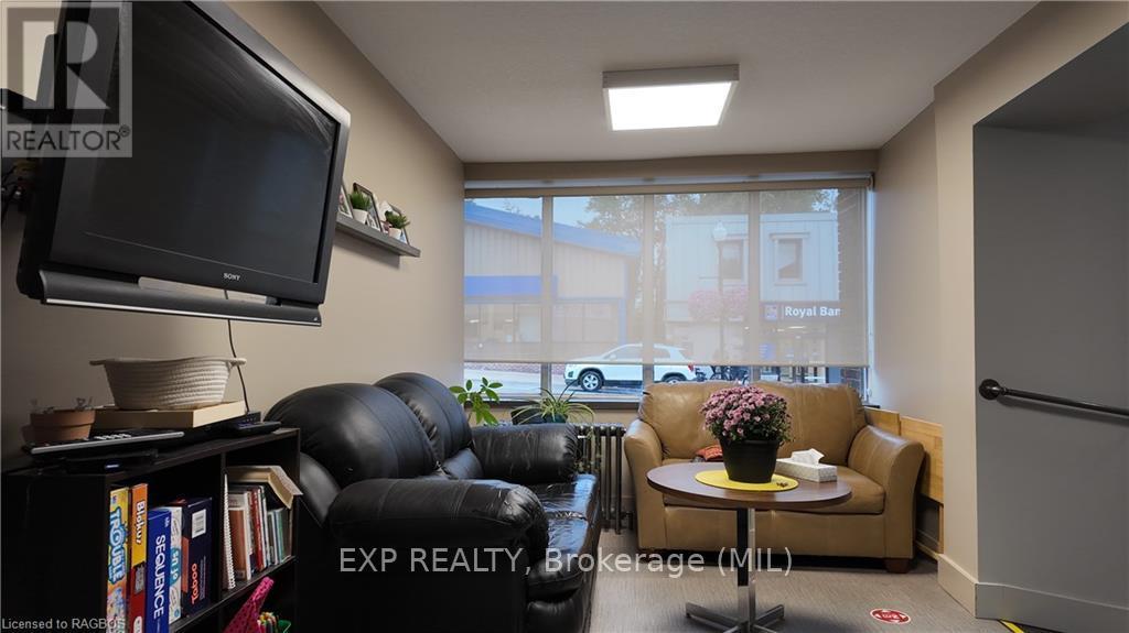 290 10th Street, Hanover, Ontario  N4N 1P2 - Photo 17 - X10846795