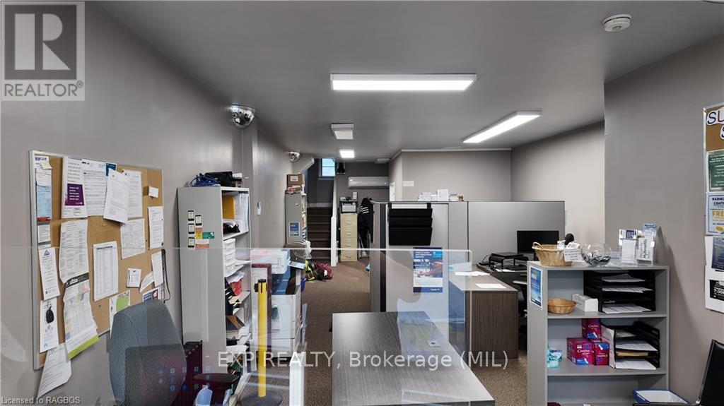 290 10th Street, Hanover, Ontario  N4N 1P2 - Photo 4 - X10846795